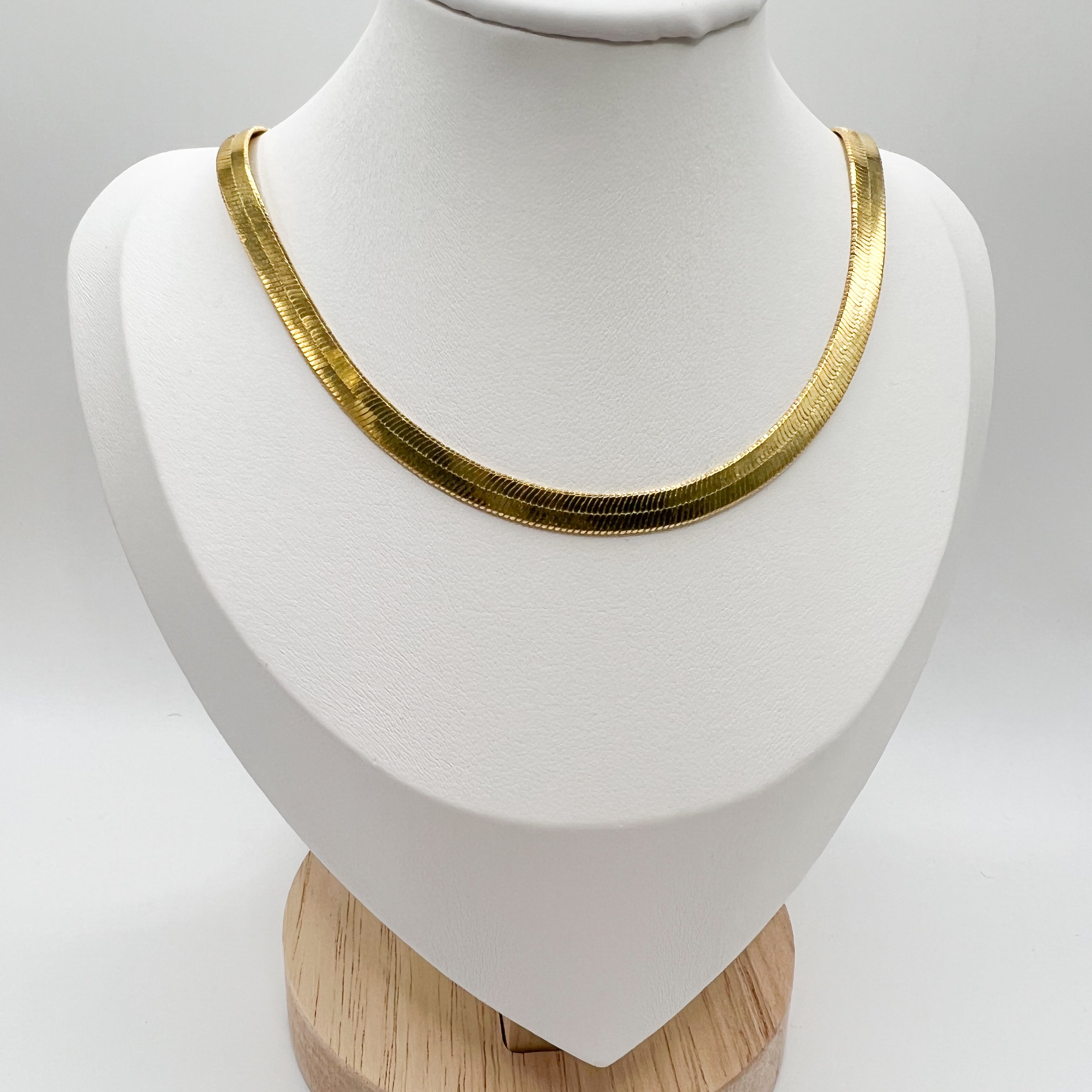 Bold Herringbone Chain