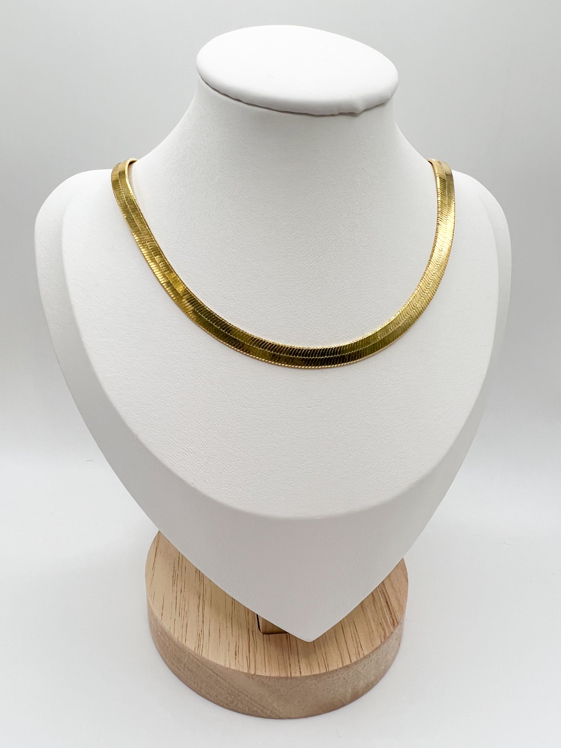 Bold Herringbone Chain